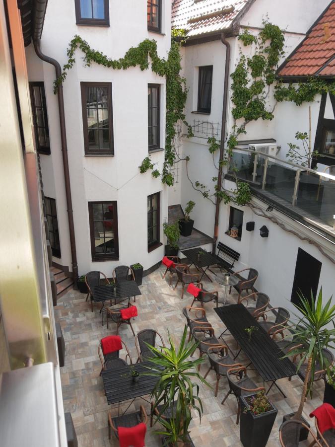 Hotel Weisses Ross Elsterwerda Kültér fotó