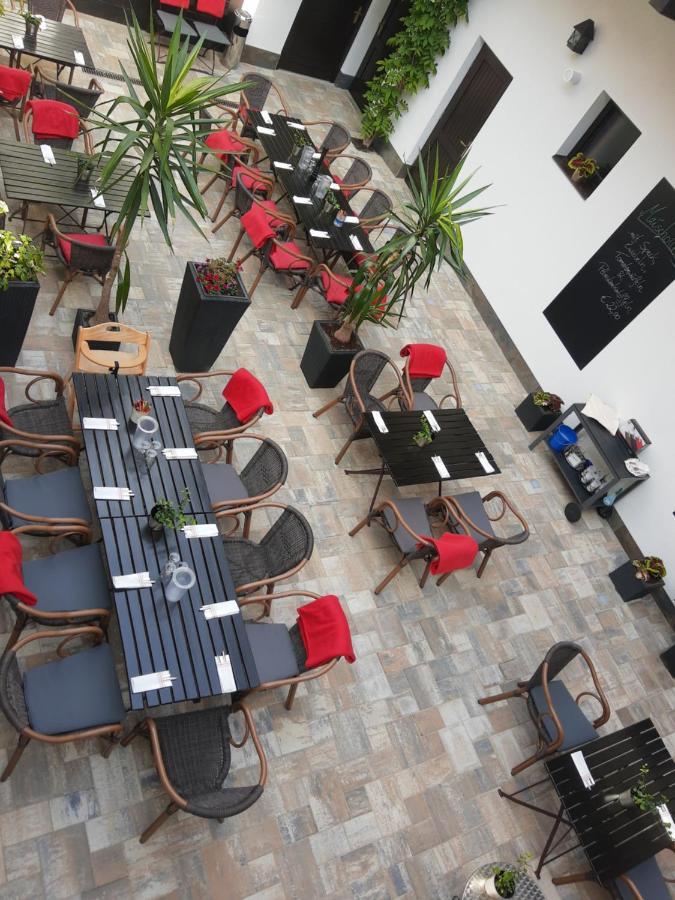 Hotel Weisses Ross Elsterwerda Kültér fotó