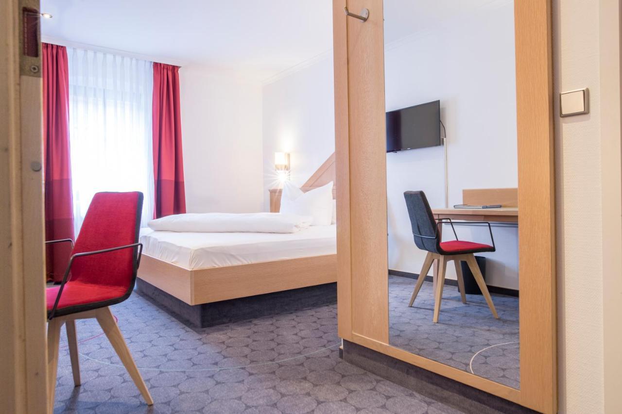Hotel Weisses Ross Elsterwerda Kültér fotó