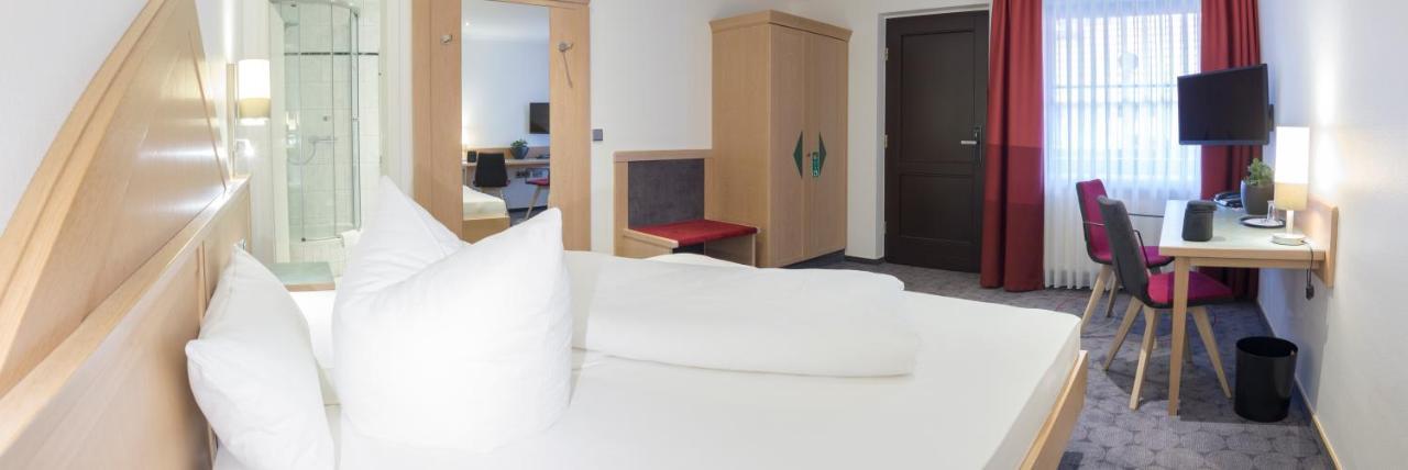 Hotel Weisses Ross Elsterwerda Kültér fotó